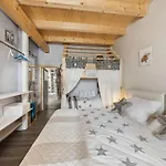 Apartament House Detern